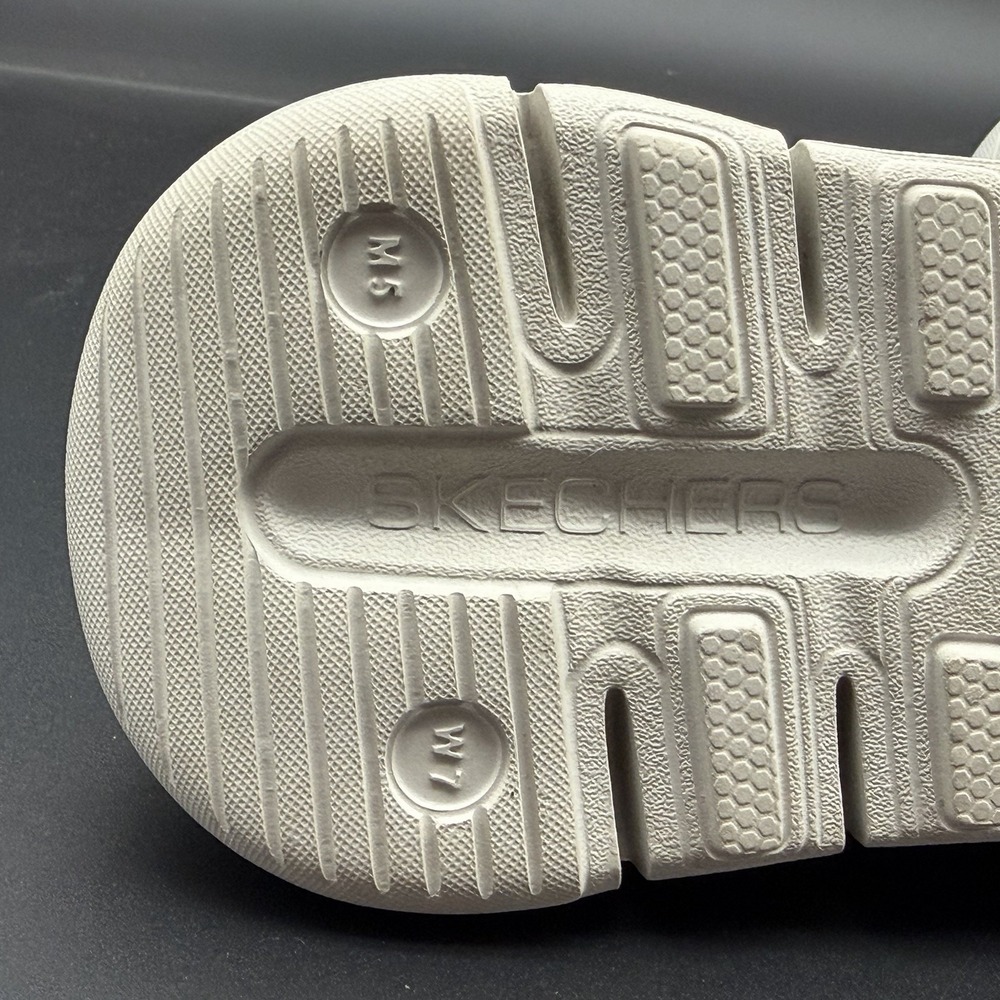 Skechers Arch Fit Go Foam White Foamies Clogs Slip On Women SZ 7 Men Sz 5 Shoes - Picture 7 of 7